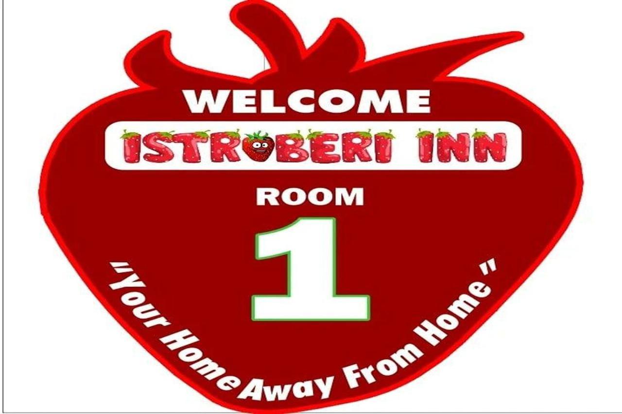 Istroberi Inn Palawan Near Airport Puerto Princesa Exteriör bild